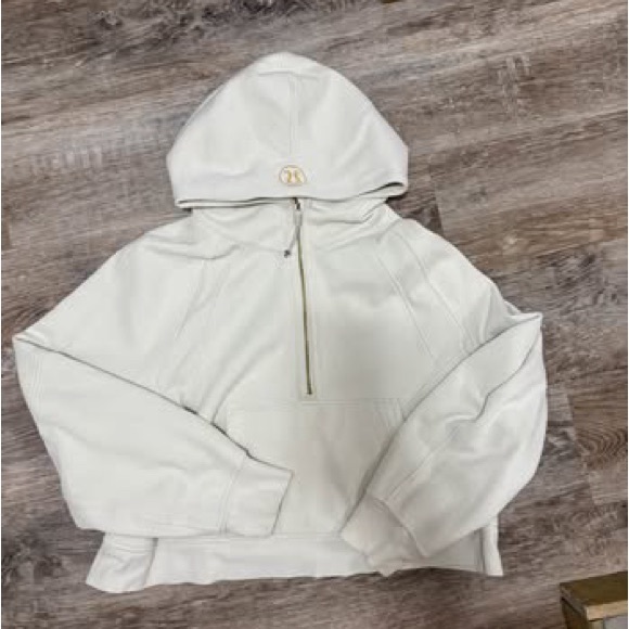 lululemon athletica Sweaters - Lululemon Scuba 1/2 Zip with Gold Logo